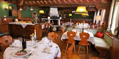 Reisemobilstellplatz - Restaurant - Tristach - Unser Kaminzimmer. - Stellplatz am Hotel und Chalets Schlosswirt