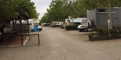 Reisemobilstellplatz - Entsorgung Toilettenkassette - Italien - Camper Service I Platani