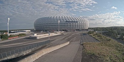 Motorhome parking space - Umgebungsschwerpunkt: Stadt - Oberbayern - Stellplatz Allianz Arena