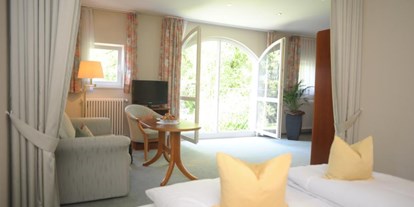 Reisemobilstellplatz - Umgebungsschwerpunkt: Stadt - Kißlegg - Suite mit blick in den Garten - Hotel Gasthaus Adler