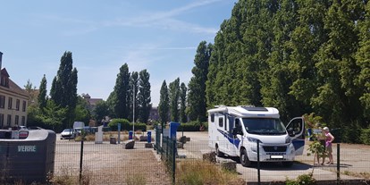 Motorhome parking space - Stromanschluss - France - Stellplatz Saverne- V & E - Aire de Camping Car