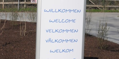 Motorhome parking space - Lübeck - Willkommen! - Reisemobilpark Eutiner See
