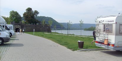Motorhome parking space - Umgebungsschwerpunkt: Fluss - Bad Neuenahr-Ahrweiler - Stellplatz am Bollwerk