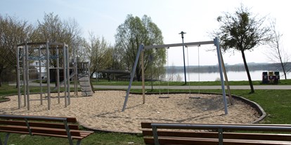 Reisemobilstellplatz - Umgebungsschwerpunkt: Strand - Spielplatz am Wohnmobilstellplatz - Wohnmobilstellplatz Buchwalde