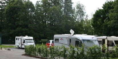Motorhome parking space - Radweg - Ostbayern - Wohnmobil-Stellplatz am Auenpark