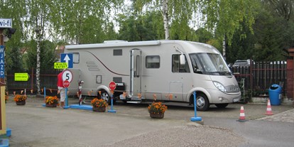 Motorhome parking space - WLAN: am ganzen Platz vorhanden - Poland - Camper-Service - Camper Park  , Autocamp   Inter Mazury
