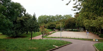 Reisemobilstellplatz - Spielplatz - Winnenden - Umgebung  - Stellplatz Äußerer Burgplatz