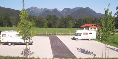 Motorhome parking space - Umgebungsschwerpunkt: Berg - Oberbayern - Stellplatz Ortnerhof