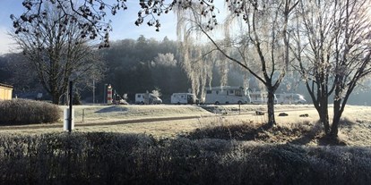 Reisemobilstellplatz - Nordhessen - Auch im Winter ist es wunderschön am Twistesee. Die Ruhe in der einmaligen Naturlandschaft genießen. - Reisemobilhafen Twistesee