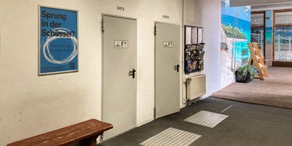 Reisemobilstellplatz - Art des Stellplatz: Sportstätte - Zugang Dusche und WC - Wohnmobilstellplatz Leipzig Zentrum und Zoo