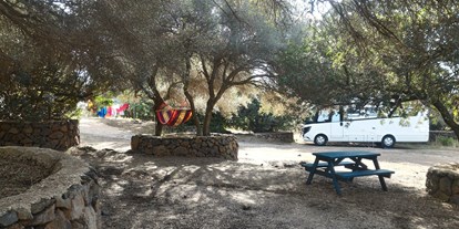 Reisemobilstellplatz - Stromanschluss - Sardinien - Camping place - Agricamping S'Ozzastru