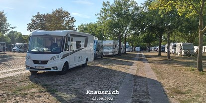 Motorhome parking space - Essen (Essen, Stadt) - Caravan-Center des Caravan Salon Düsseldorf (Messe)