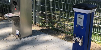 Reisemobilstellplatz - Art des Stellplatz: bei Freibad - Röfingen - Ver- und Entsorgungsstation - Wohnmobilstellplatz-Günzburg
