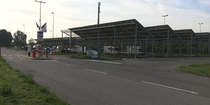 Motorhome parking space - Grauwasserentsorgung - Italy - Area Attrezzata Fontanellato