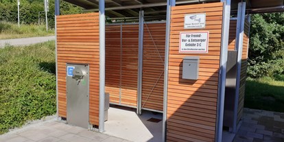 Motorhome parking space - Hunde erlaubt: Hunde erlaubt - Vilshofen - Stellplatz am Sportboothafen Vilshofen