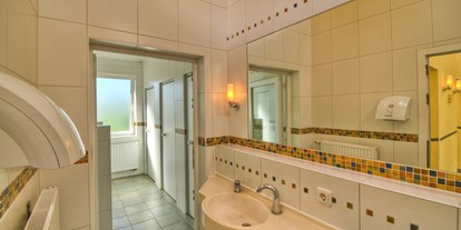Reisemobilstellplatz - Entsorgung Toilettenkassette - Sanitärgebäude - Wohnmobilpark Wulfener Hals