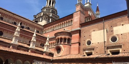 Reisemobilstellplatz - WLAN: am ganzen Platz vorhanden - Mailand - Certosa di Pavia
