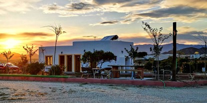 Motorhome parking space - Andalusia - sonnenuntergang - Camper Park Olivares 