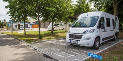Motorhome parking space - WLAN: nur um die Rezeption vorhanden - Brandenburg - Caravanstellplatz Lagune Cottbus