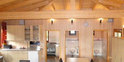 Reisemobilstellplatz - Art des Stellplatz: im Campingplatz - Oberpfalz - zusätzliche Toiletten mit Aufenthaltsraum - Birkholmhof