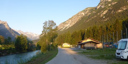Reisemobilstellplatz - Umgebungsschwerpunkt: Berg - Hall in Tirol - Zentralalpen-Stellplatz Trins im Gschnitztal