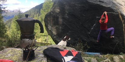 Reisemobilstellplatz - Hunde erlaubt: Hunde erlaubt - Gailberg - hepi Lodge Stellplätze mit Weitblick