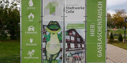 Reisemobilstellplatz - Hallenbad - Lüneburger Heide - Hier kann die Gasflasche getauscht werden - Am Badeland