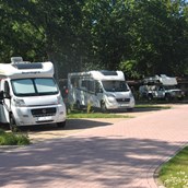 RV parking space - Vakantiepark Schouwen