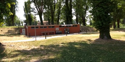 Reisemobilstellplatz - Frischwasserversorgung - Italien - Sanitärgebäude - Sparafucile Camper Park