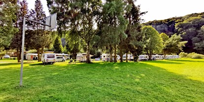 Motorhome parking space - Art des Stellplatz: bei Gewässer - Hessisch Lichtenau - Camping Fuldaschleife Kassel - Camping Fuldaschleife
