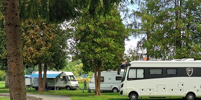 Reisemobilstellplatz - Umgebungsschwerpunkt: Fluss - Hessisch Lichtenau - Camping Fuldaschleife-Komfortplätze - Camping Fuldaschleife