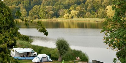 Motorhome parking space - Umgebungsschwerpunkt: See - Schleswig-Holstein - Naturpark Camping Prinzenholz