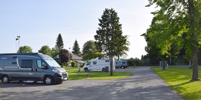 Motorhome parking space - Stromanschluss - Austria - Mobilstellplatz in Ottenschlag - Freizeitgelände Oberer Ortsteich