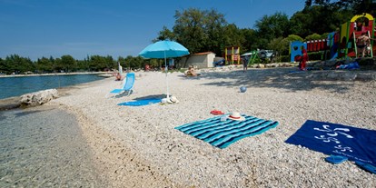Motorhome parking space - Stromanschluss - Istria - Campingplatz Valkanela ***