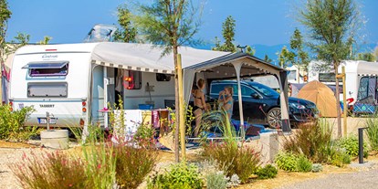 Reisemobilstellplatz - Wohnwagen erlaubt - Istrien - Campingplatz Omišalj ***** von Adriacamps
