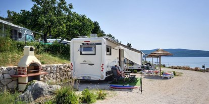 Reisemobilstellplatz - Bademöglichkeit für Hunde - Istrien - Ježevac Premium Camping Resort ****