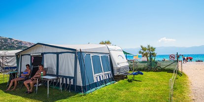 Motorhome parking space - Wohnwagen erlaubt - Istria - Baška Beach Camping Resort ****