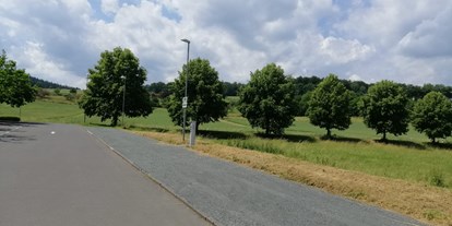 Reisemobilstellplatz - Münzenberg - Stellplatzfläche - Hallenbad Biebertal