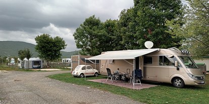 Motorhome parking space - Stromanschluss - Croatia - Camp Parzelen - Camping lika