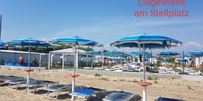 Motorhome parking space - Umgebungsschwerpunkt: Meer - Italy - Agricamping Noara Beach 