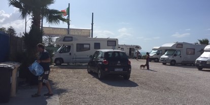 Motorhome parking space - Umgebungsschwerpunkt: Meer - Sicily - Area Sosta Camper  Punta Piccola Park