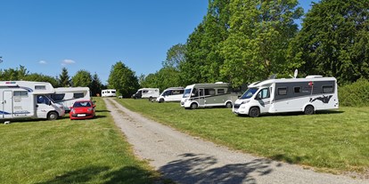 Reisemobilstellplatz - Art des Stellplatz: bei Gaststätte - Campingpark Schellental