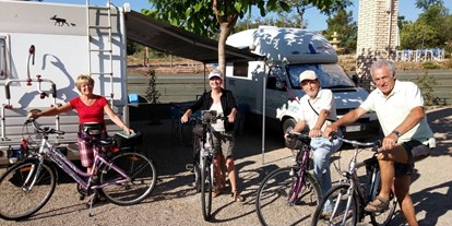 Reisemobilstellplatz - Wohnwagen erlaubt - Spanien - Valencia Camper Park SL