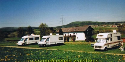 Motorhome parking space - Frischwasserversorgung - Ostbayern - Stellplatz beim Haus Sonnenschein, mit herrlicher Aussicht auf das Pfreimdtal - Haus Sonnenschein
