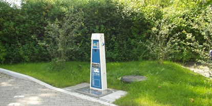 Reisemobilstellplatz - Grauwasserentsorgung - Münsterland - Beschreibungstext für das Bild - Stellplatz am Hallenbad