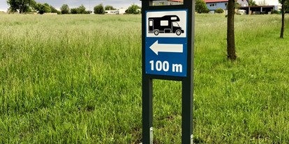 Motorhome parking space - Radweg - Saxony - Nur noch 100m 🌳😄 - Zur Platane Mohorn 