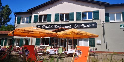 Reisemobilstellplatz - Art des Stellplatz: bei Hotel - Brandenburg Nord - Landlust Hotel - Gransee (Geronsee)