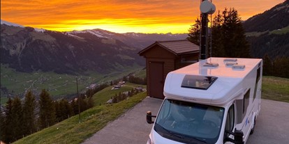 Reisemobilstellplatz - Wohnwagen erlaubt - Schweiz - Bergrestaurant Bühlberg