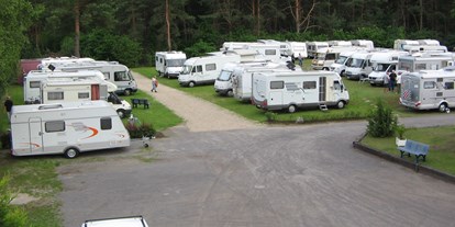 Motorhome parking space - WLAN: teilweise vorhanden - Brandenburg - Wohnmobilstellplatz Camping-Nitschke