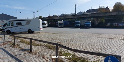 Motorhome parking space - Hunde erlaubt: keine Hunde - Innviertel - Busparkplatz Bahnhofstraße